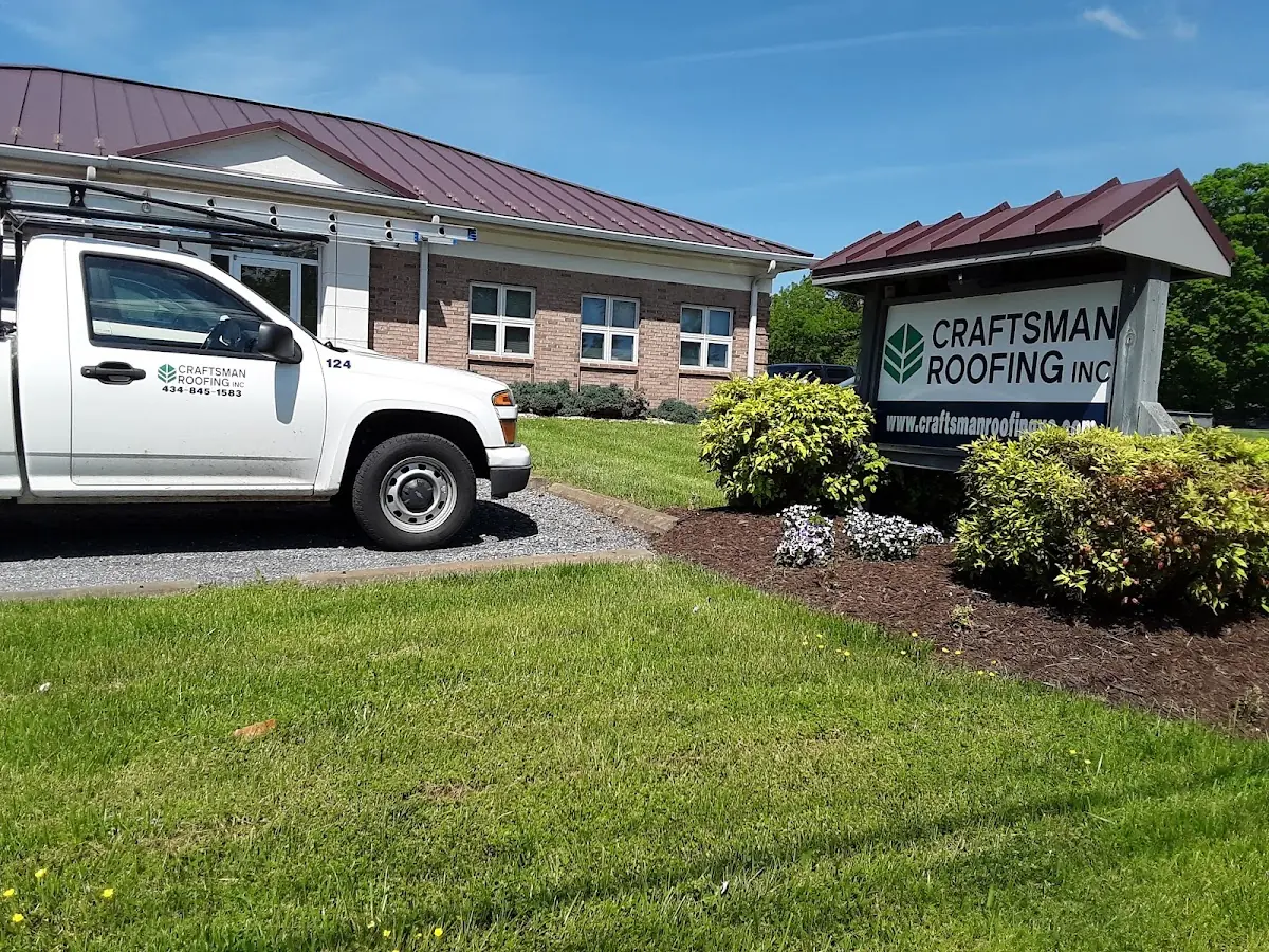 Quality Gutter & Downspout Repair by experienced craftsmen in The Woodlands